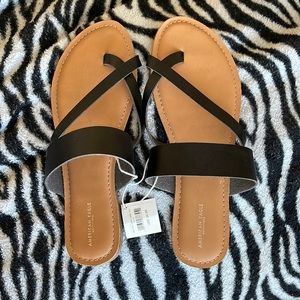 **BRAND NEW** PLEASE BUY, moving! Size 10 AE Sandals